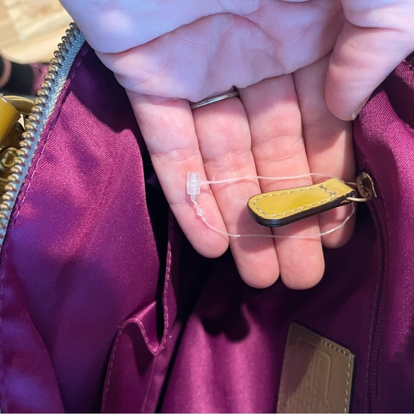 COACH SOPHIA Mustard PATENT LEATHER 15921 W/ REMOVABLE SHOULDER STRAP - Picture 10 of 11